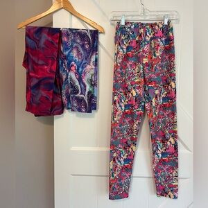 Set of 3 colorful Fabulegs leggings Size M